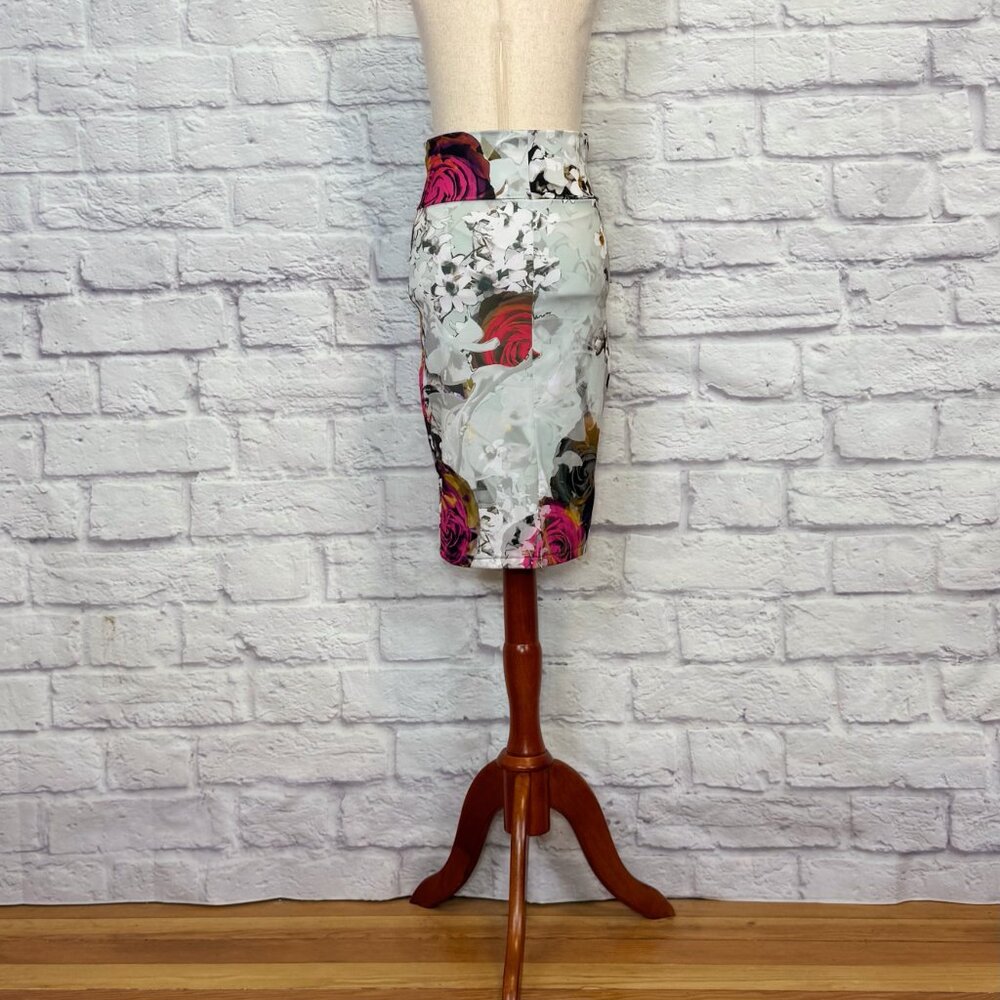 Bebe Floral Pencil Skirt - Picture 2 of 9
